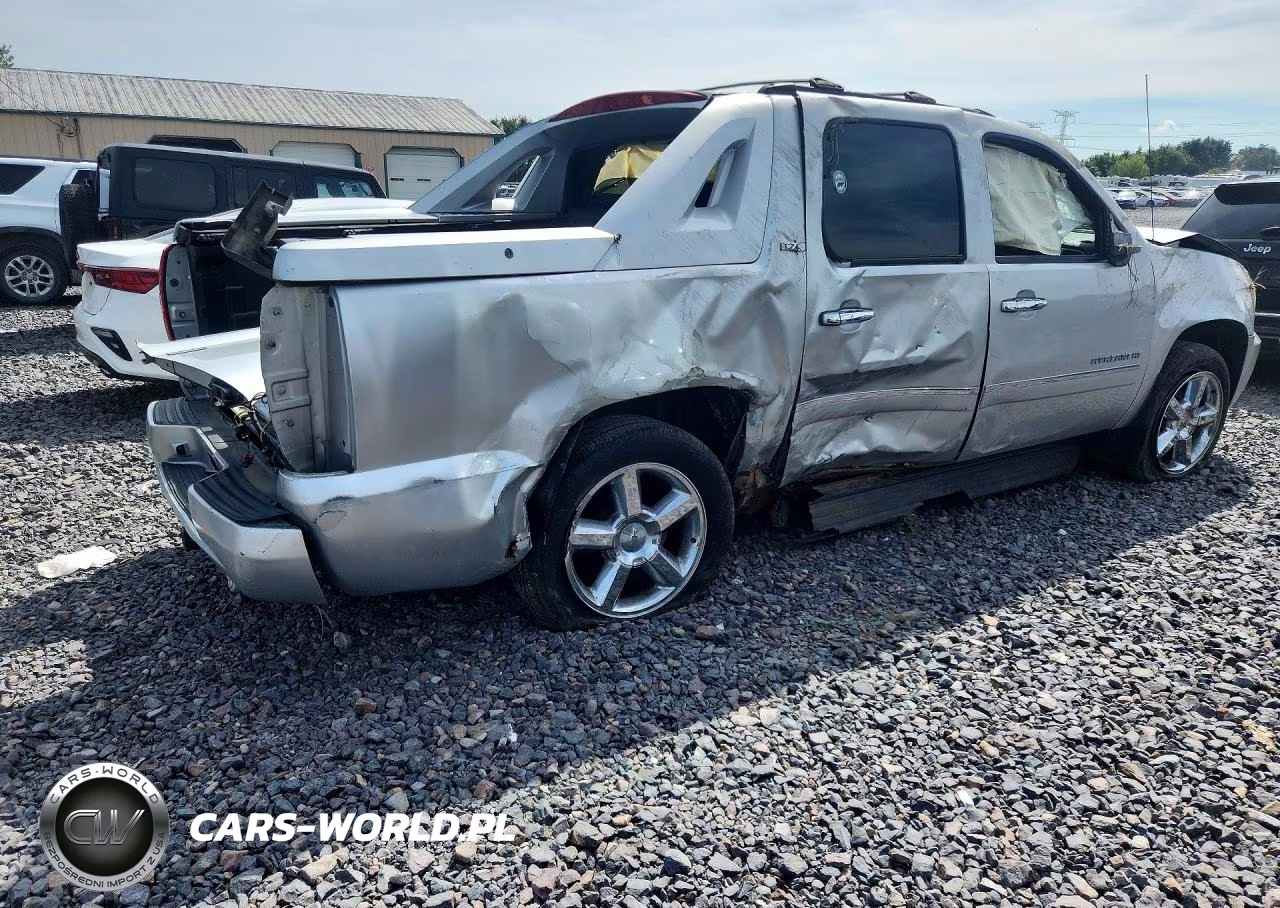 2011 Chevrolet Avalanche Ltz VIN:3GNTKGE3XBG162999 - 3