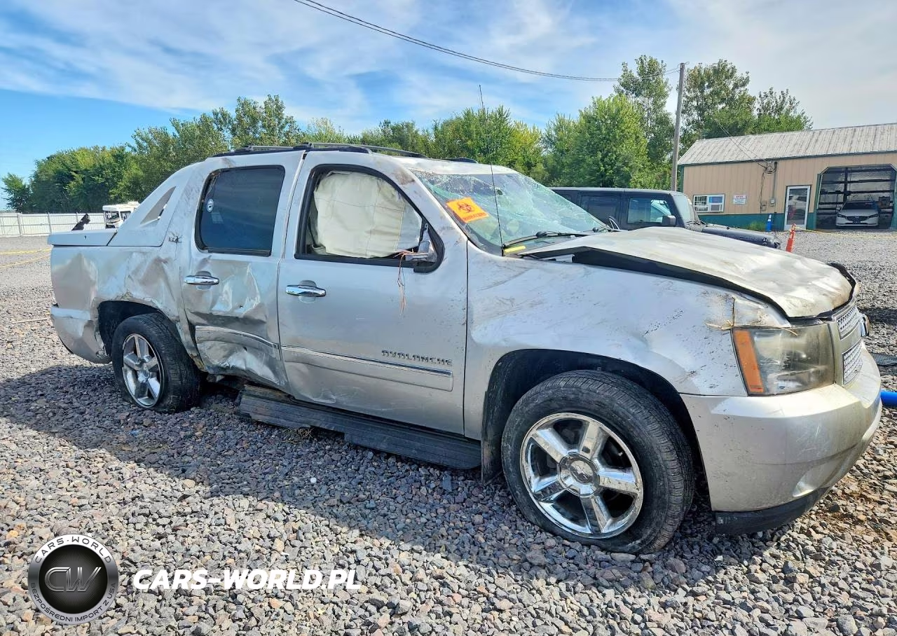 2011 Chevrolet Avalanche Ltz VIN:3GNTKGE3XBG162999 - 4