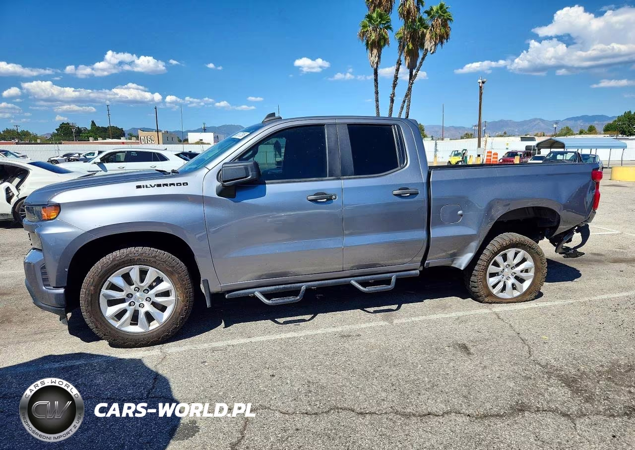 2022 Chevrolet Silverado Ltd C1500 Custom