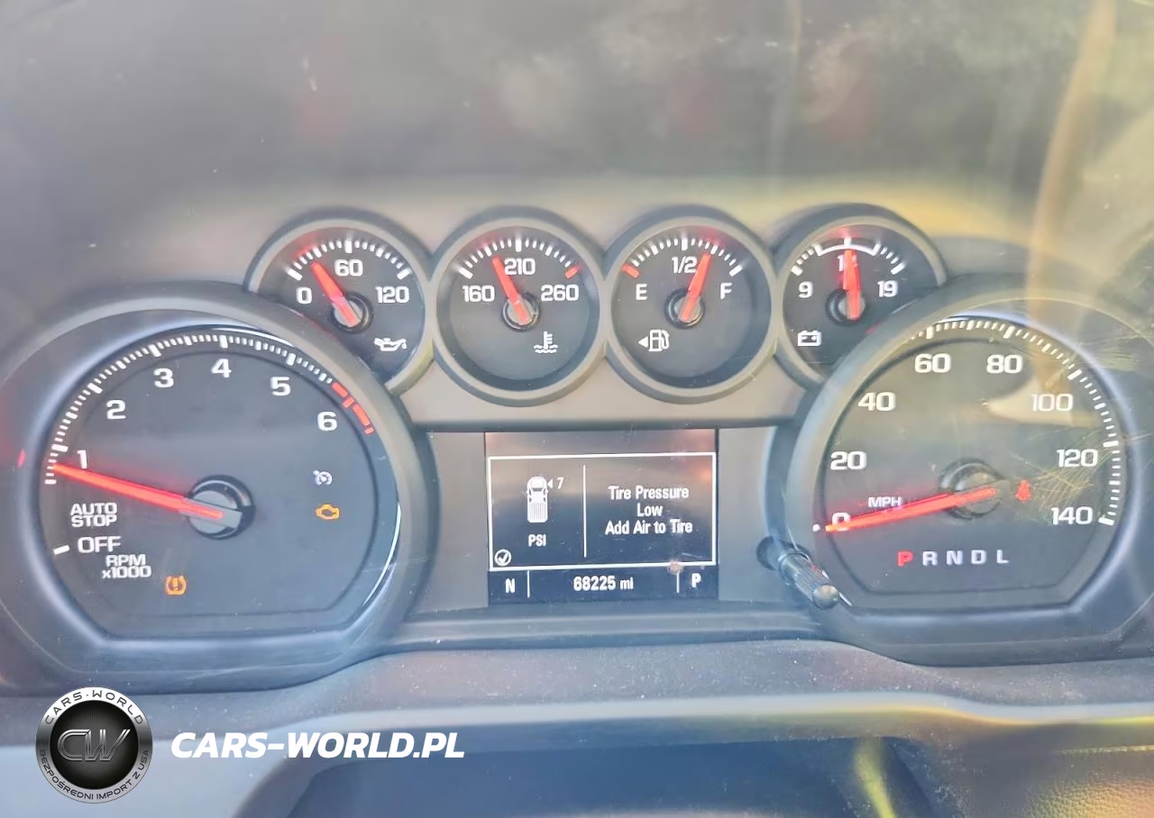 2022 Chevrolet Silverado Ltd C1500 Custom VIN:1GCRWBEK9NZ211034 - 9