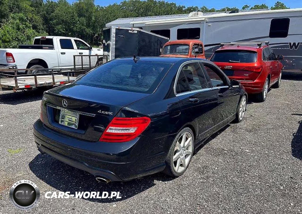 2013 Mercedes-Benz C 300 4Matic VIN:WDDGF8ABXDR259999 - 4