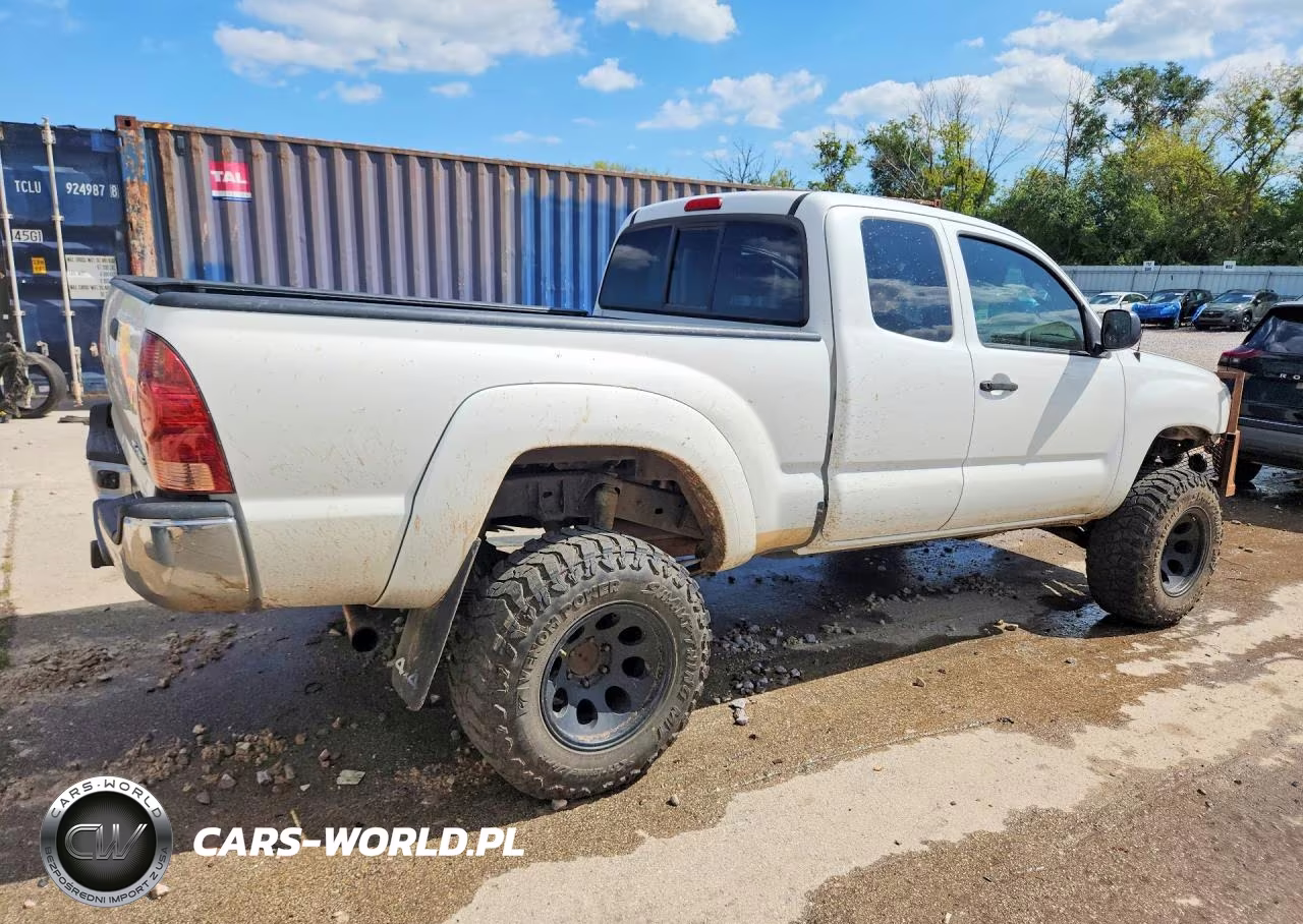 2008 Toyota Tacoma V6 VIN:5TEUU42N78Z486372 - 3