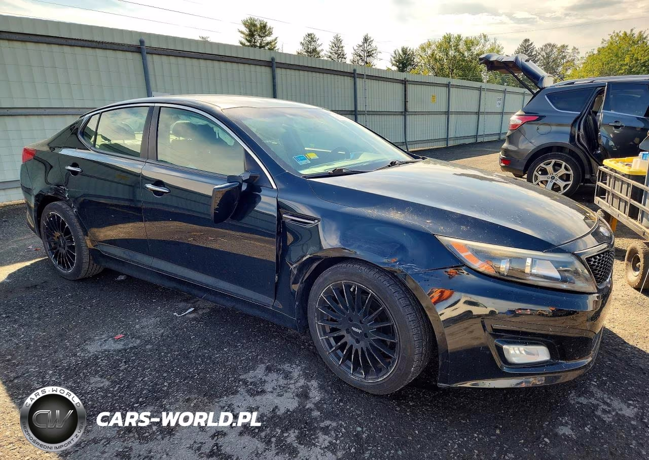 2015 Kia Optima Lx VIN:5XXGM4A70FG464354 - 4