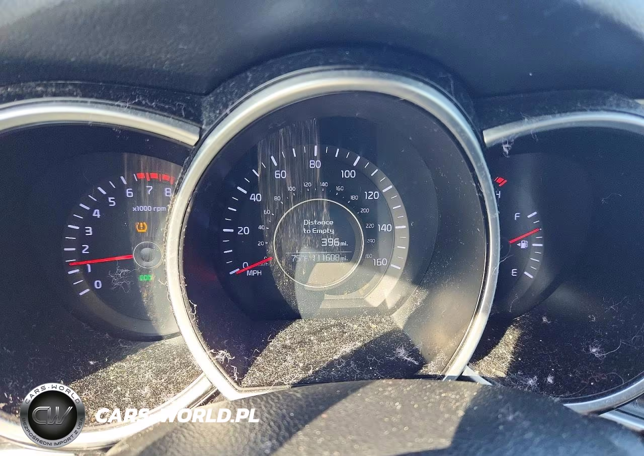 2015 Kia Optima Lx VIN:5XXGM4A70FG464354 - 9