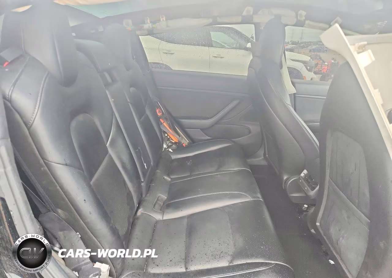 2019 Tesla Model 3 VIN:5YJ3E1EA7KF410322 - 10
