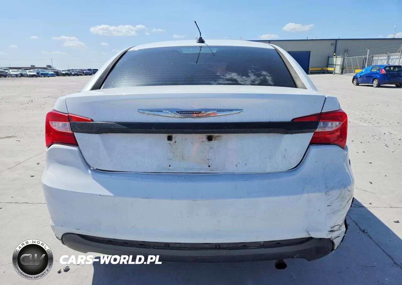 2013 Chrysler 200 Touring VIN:1C3CCBBB2DN672475 - 6