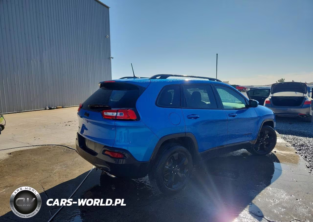 2018 Jeep Cherokee Latitude VIN:1C4PJMCX6JD513839 - 3