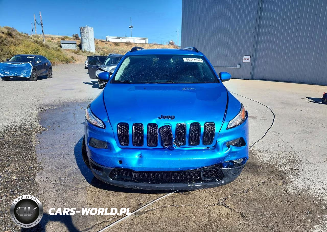 2018 Jeep Cherokee Latitude VIN:1C4PJMCX6JD513839 - 5