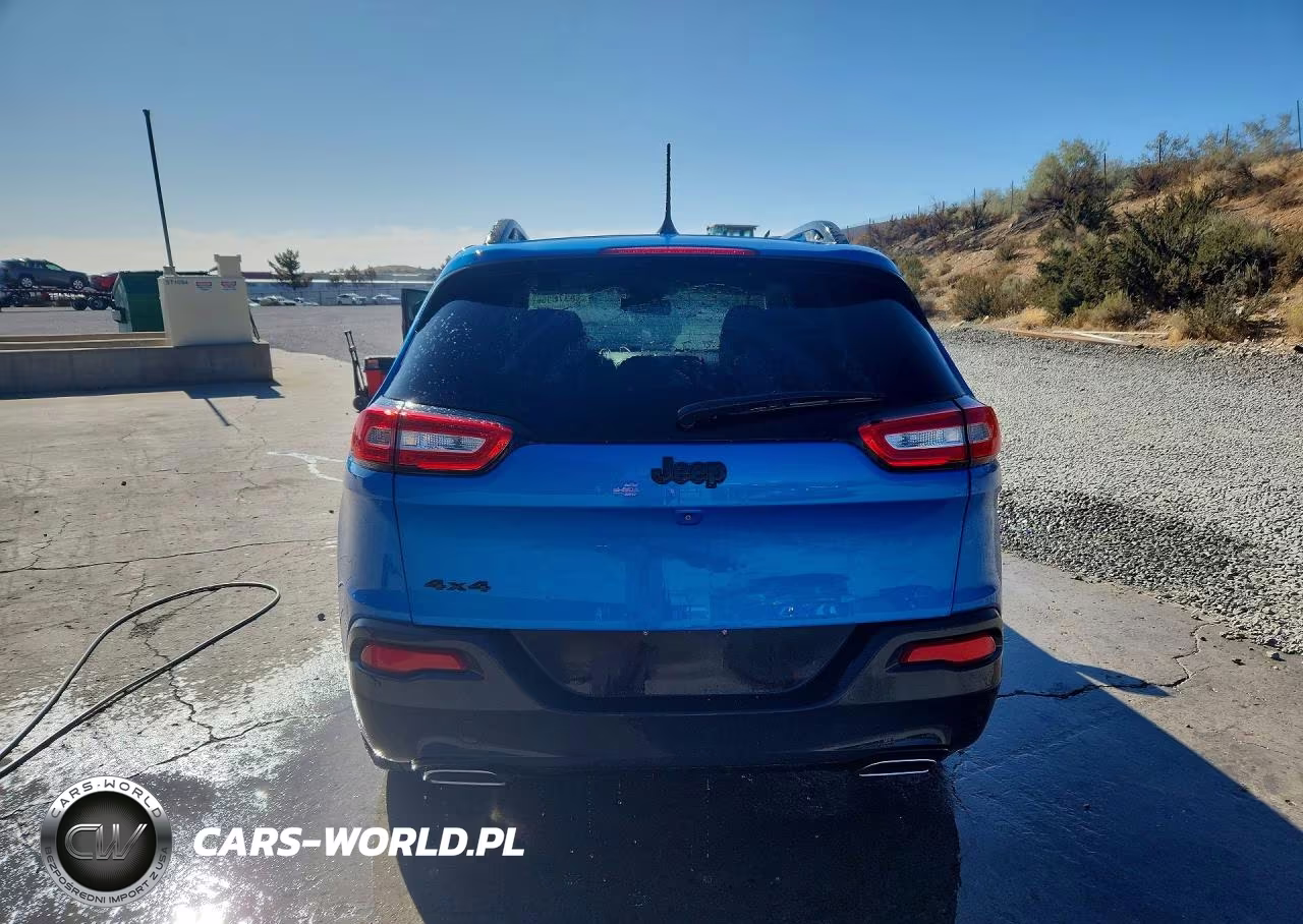 2018 Jeep Cherokee Latitude VIN:1C4PJMCX6JD513839 - 6