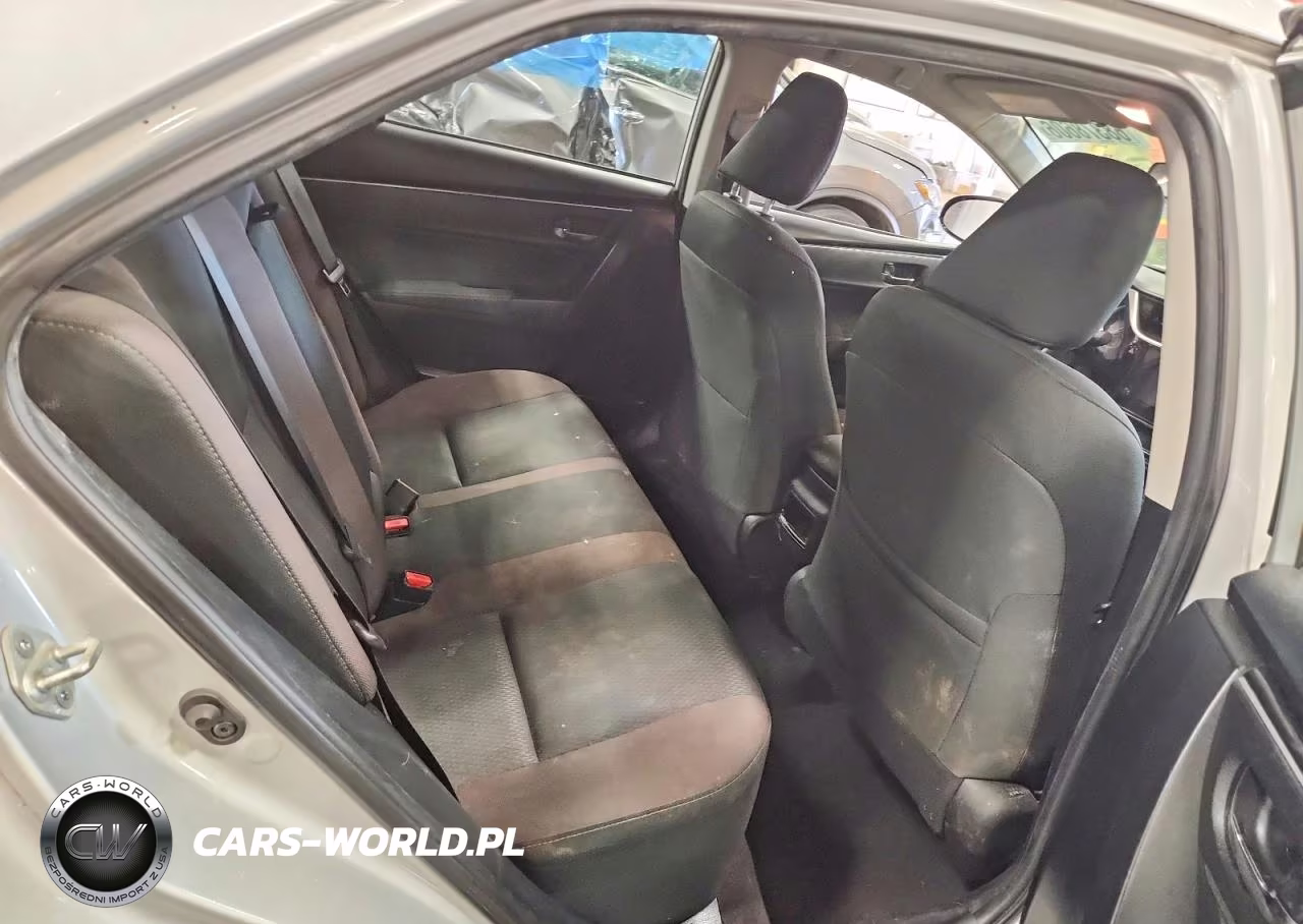 2018 Toyota Corolla Le VIN:2T1BURHE3JC123686 - 10