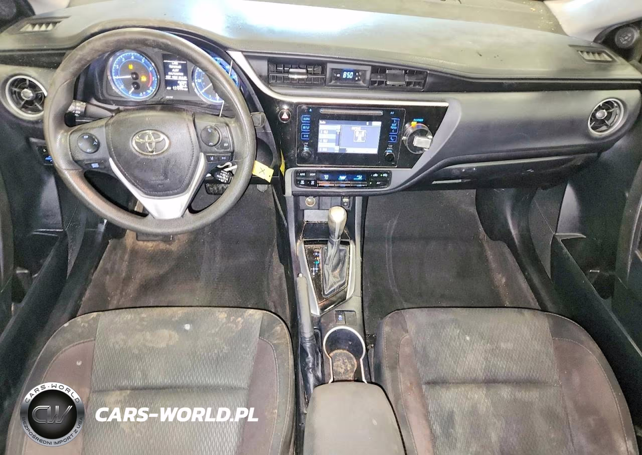 2018 Toyota Corolla Le VIN:2T1BURHE3JC123686 - 8