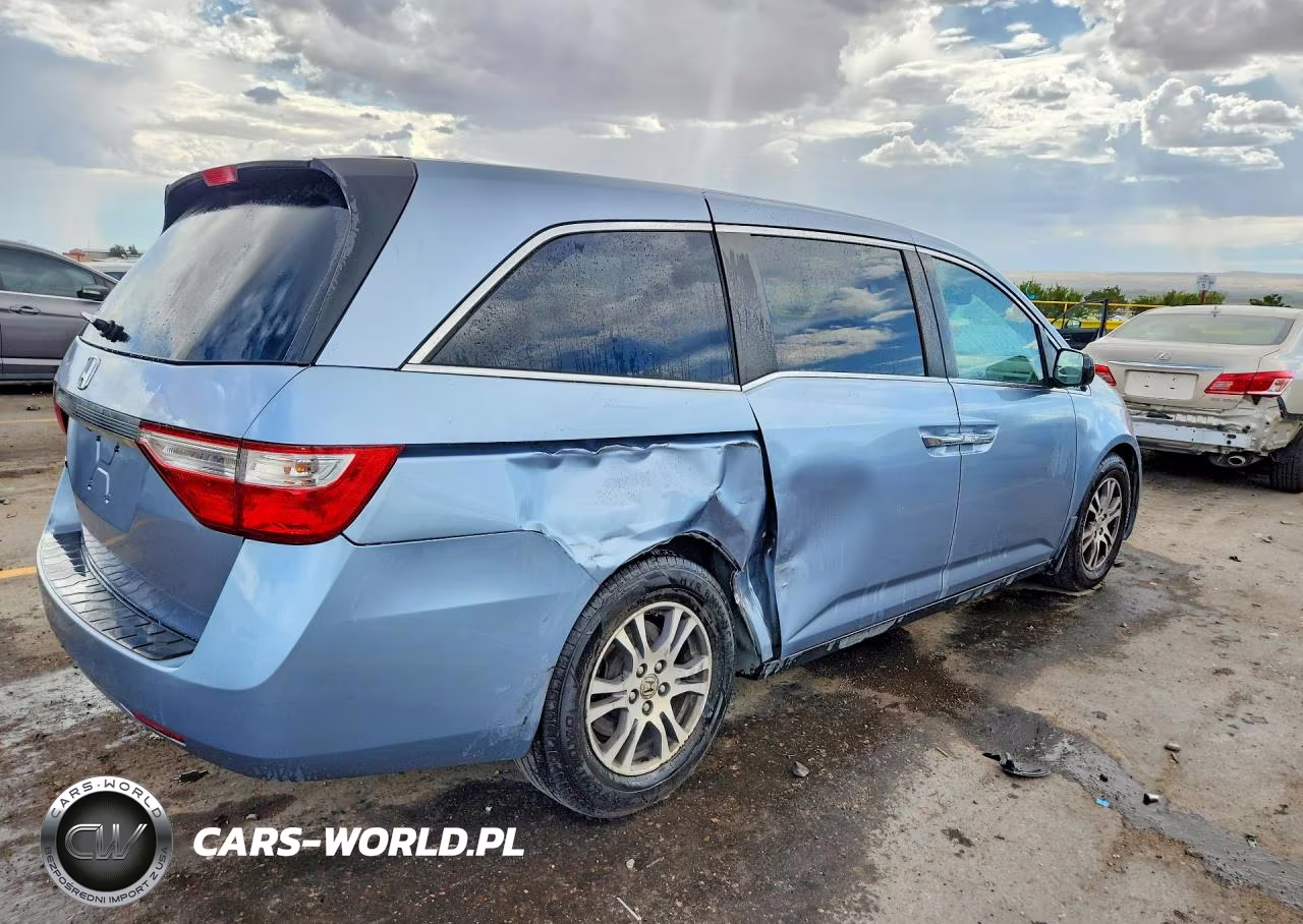 2012 Honda Odyssey Exl VIN:5FNRL5H65CB066389 - 3