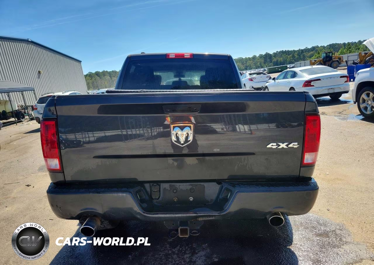 2019 Ram 1500 Classic Tradesman VIN:1C6RR7KT8KS546878 - 6