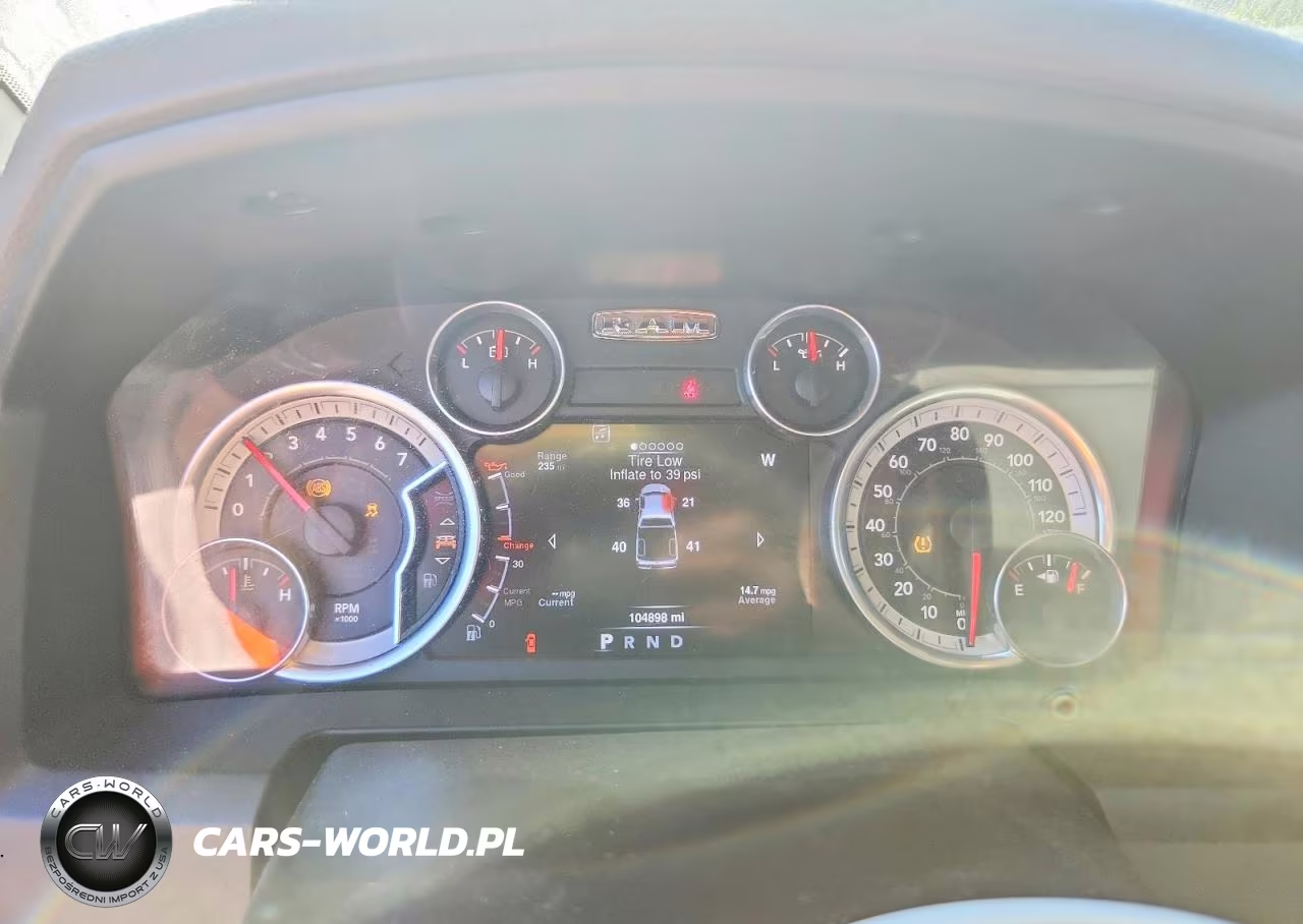 2019 Ram 1500 Classic Tradesman VIN:1C6RR7KT8KS546878 - 9