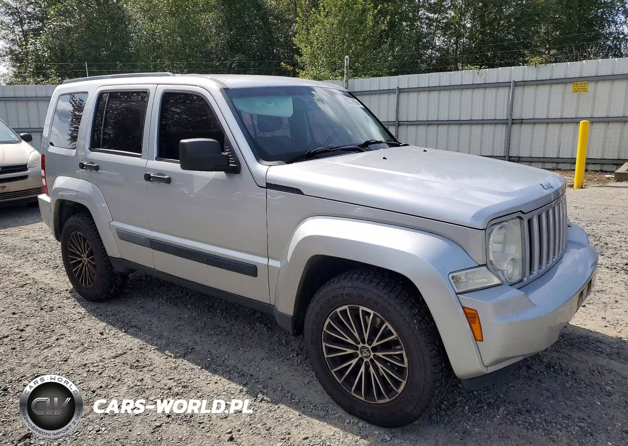 2010 Jeep Liberty Sport VIN:1J4PN2GK7AW153888 - 4