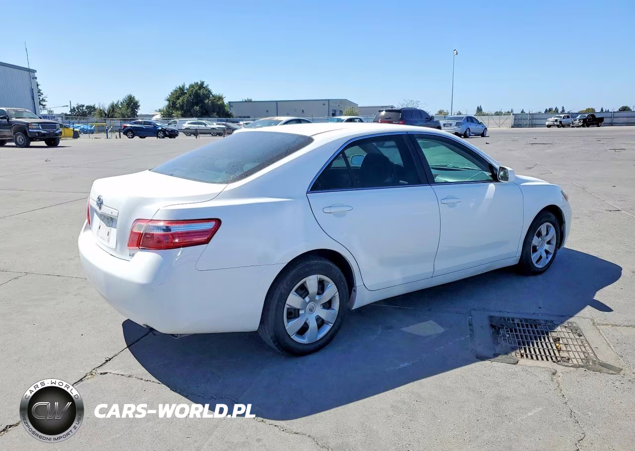 2007 Toyota Camry Le VIN:4T1BE46K97U708952 - 3