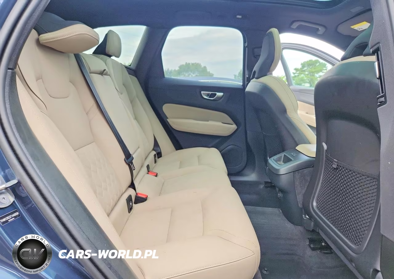 2026 Volvo Xc60 Plus VIN:YV4M12RC5T1448950 - 11