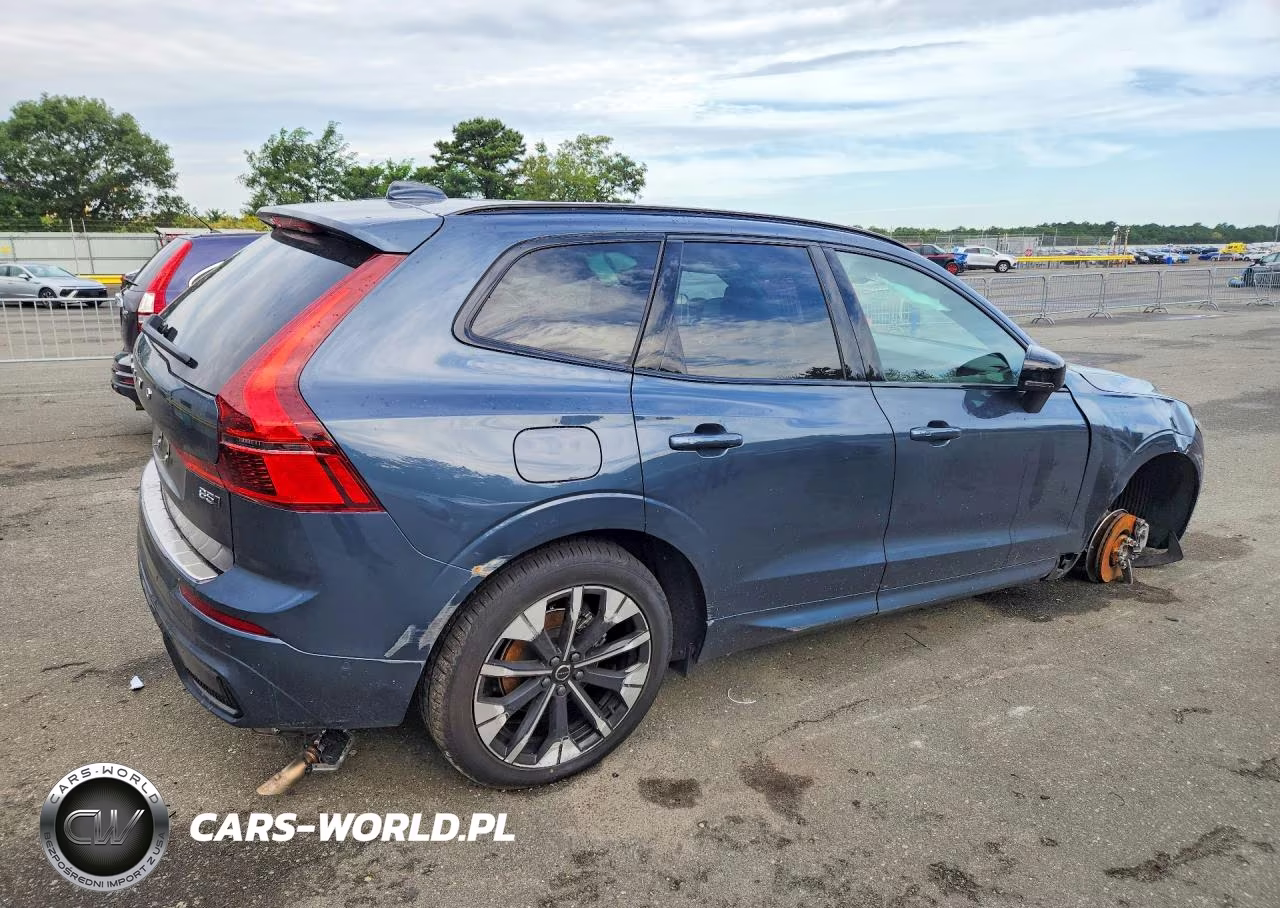 2026 Volvo Xc60 Plus VIN:YV4M12RC5T1448950 - 3