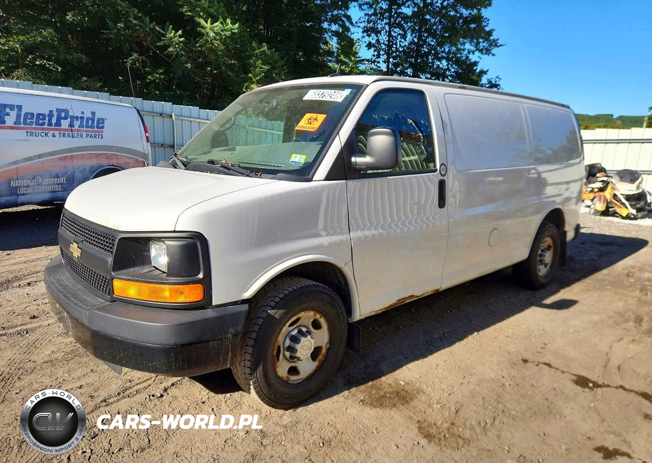 2015 Chevrolet Express G2500 Delivery Van – zdjęcie 1 z 11