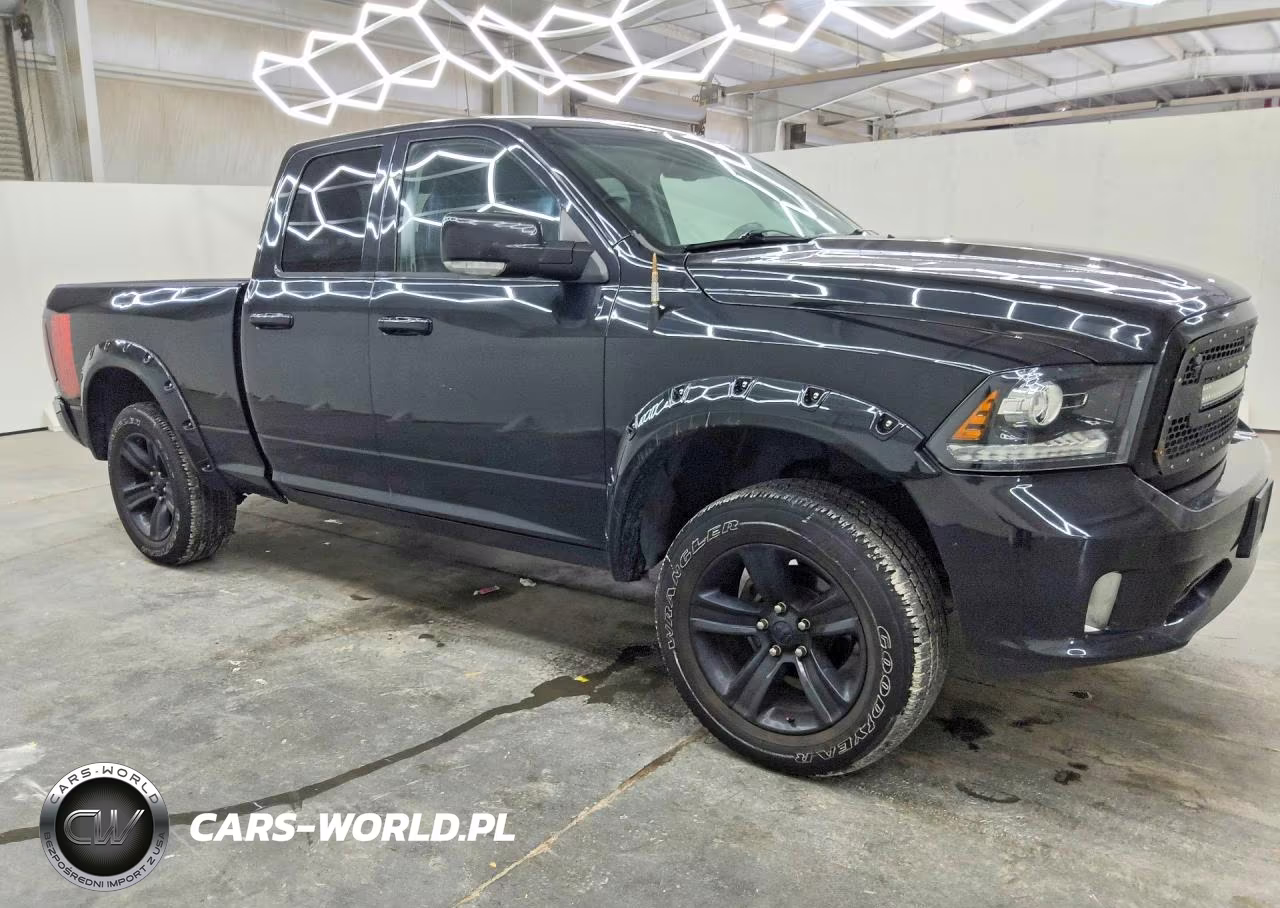 2018 Ram 1500 Sport VIN:1C6RR7HT4JS349535 - 4