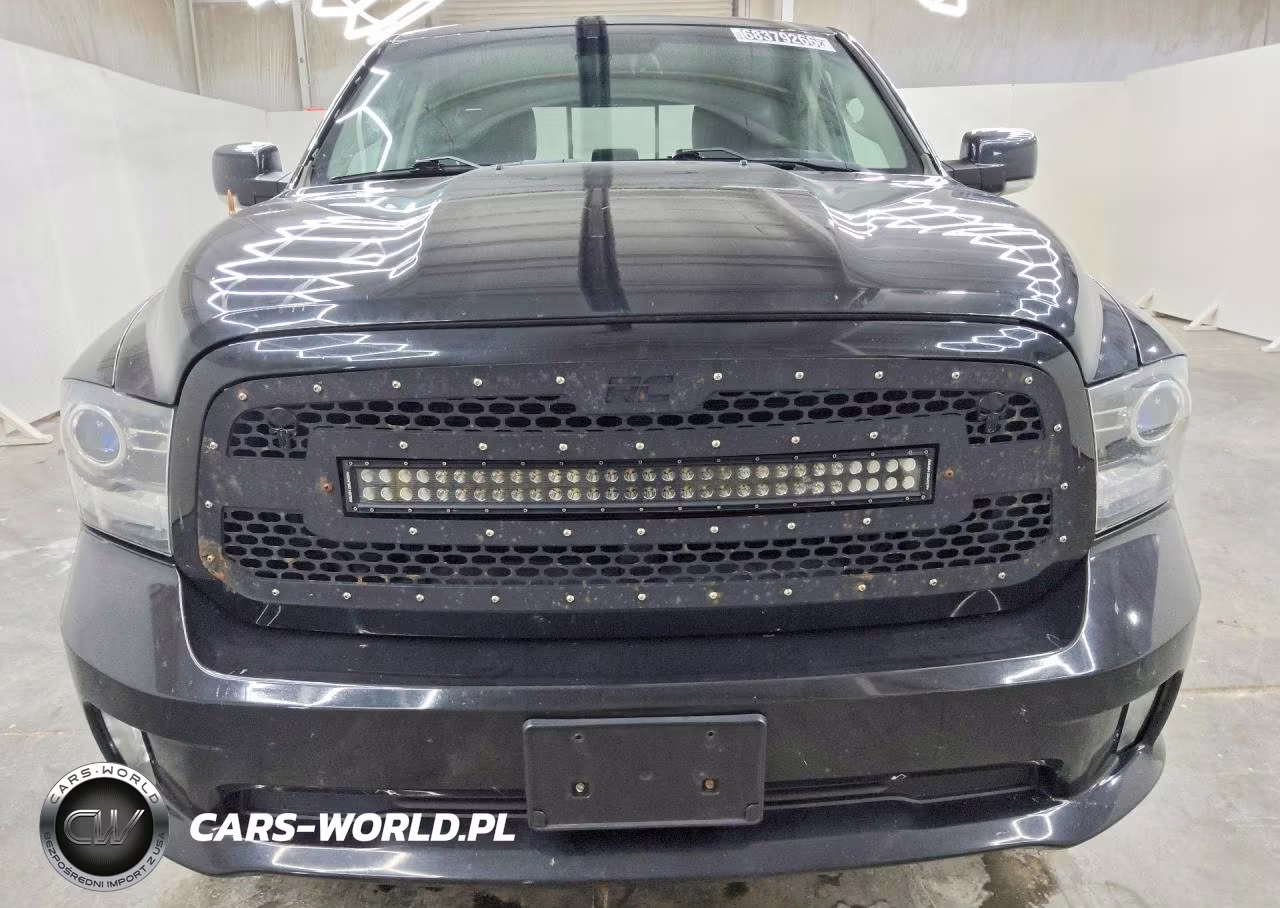 2018 Ram 1500 Sport VIN:1C6RR7HT4JS349535 - 5