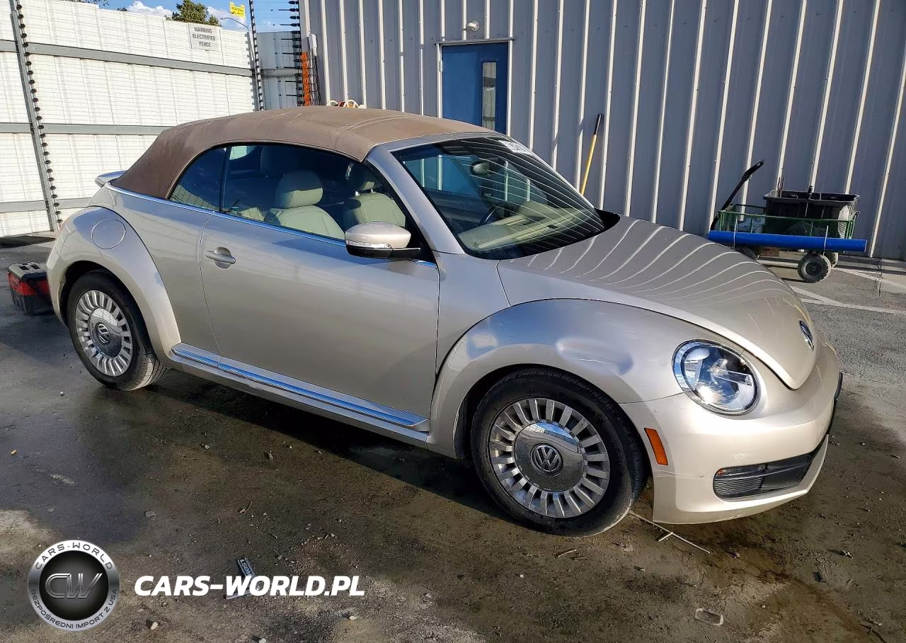 2015 Volkswagen Beetle 1.8T VIN:3VW517AT8FM805493 - 4