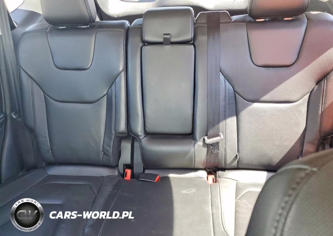 2016 Ford Edge Titanium VIN:2FMPK4K91GBB06229 - 10