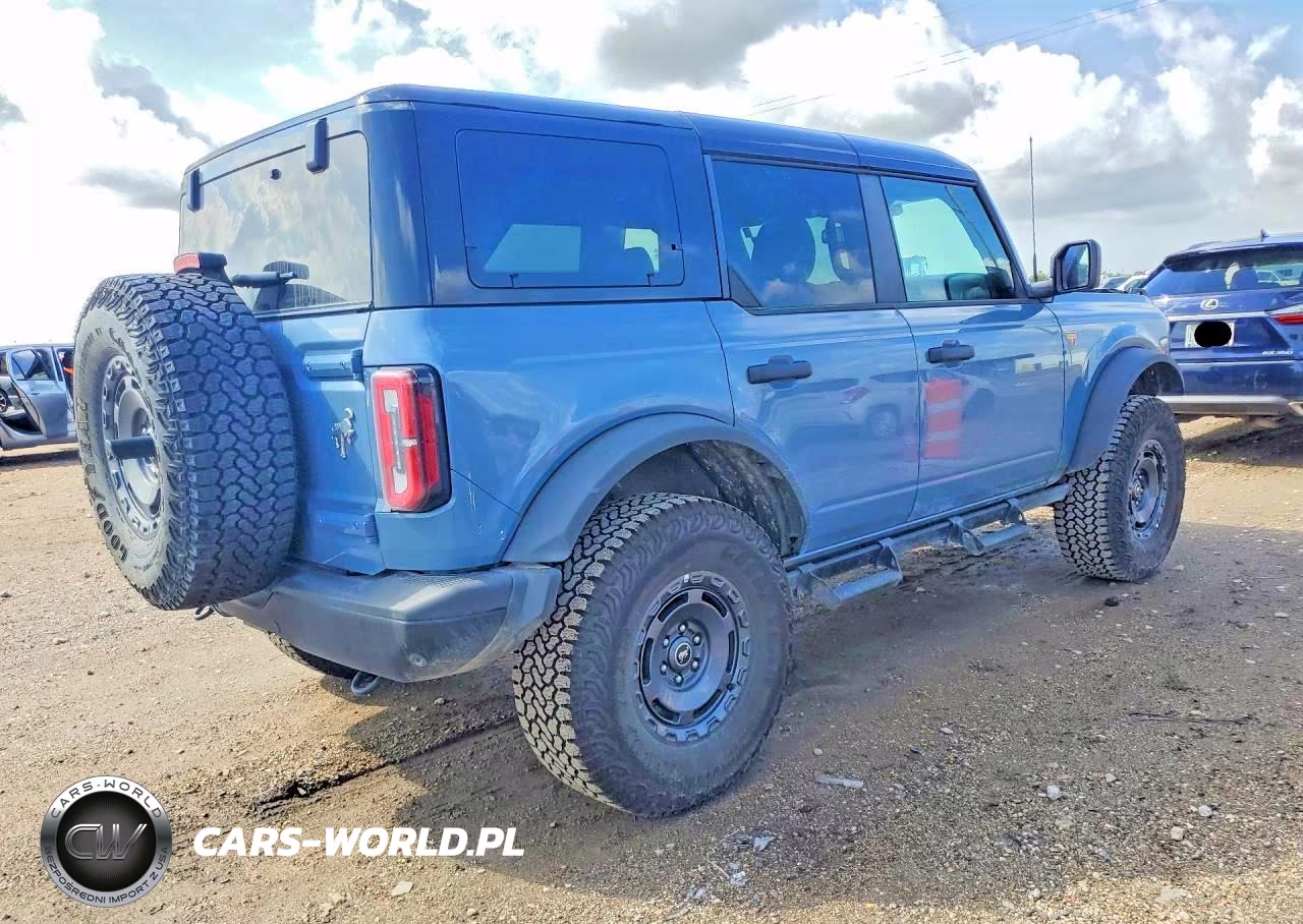2025 Ford Bronco Badlands VIN:1FMEE9BP4SLB26381 - 3