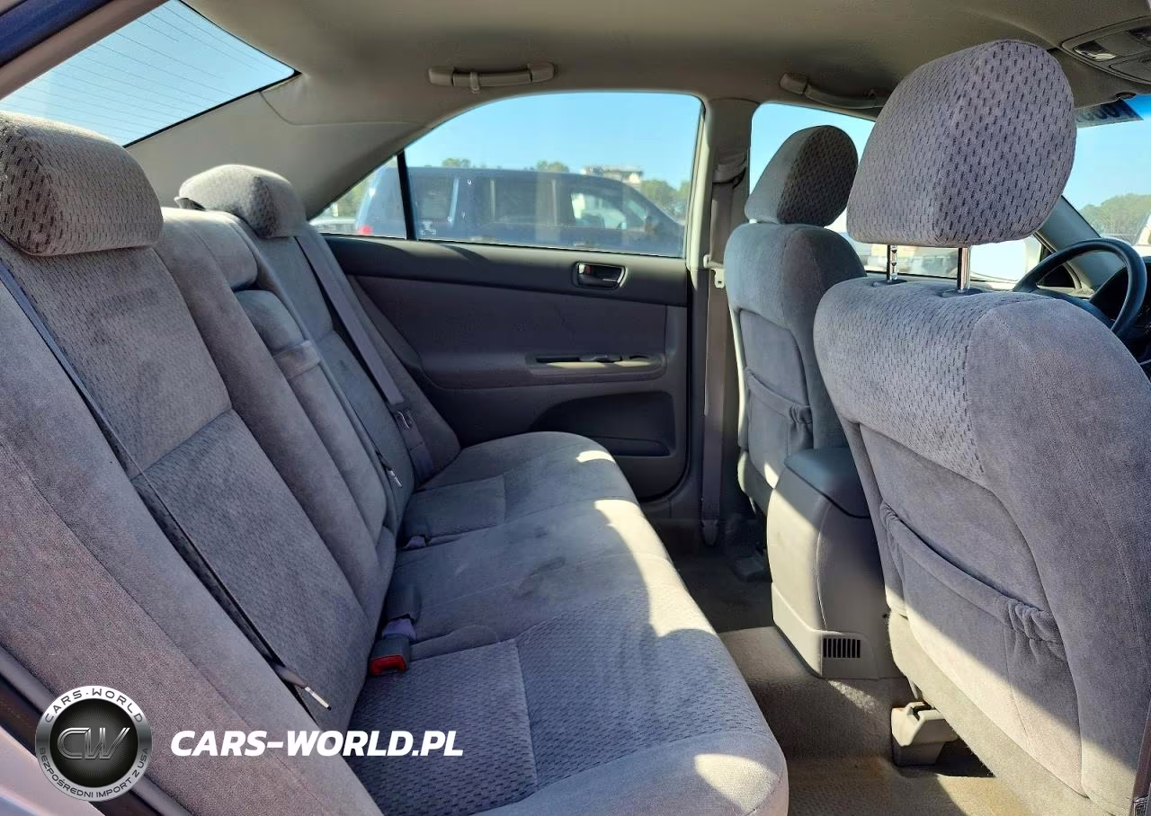 2004 Toyota Camry Le VIN:4T1BE32K64U856245 - 10