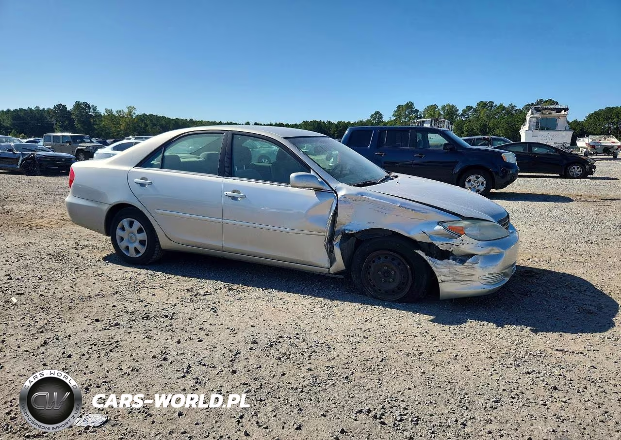 2004 Toyota Camry Le VIN:4T1BE32K64U856245 - 4