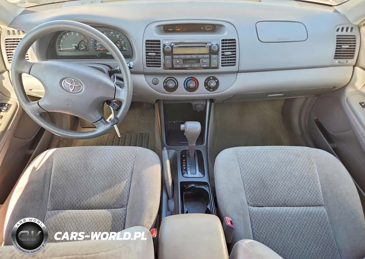 2004 Toyota Camry Le VIN:4T1BE32K64U856245 - 8