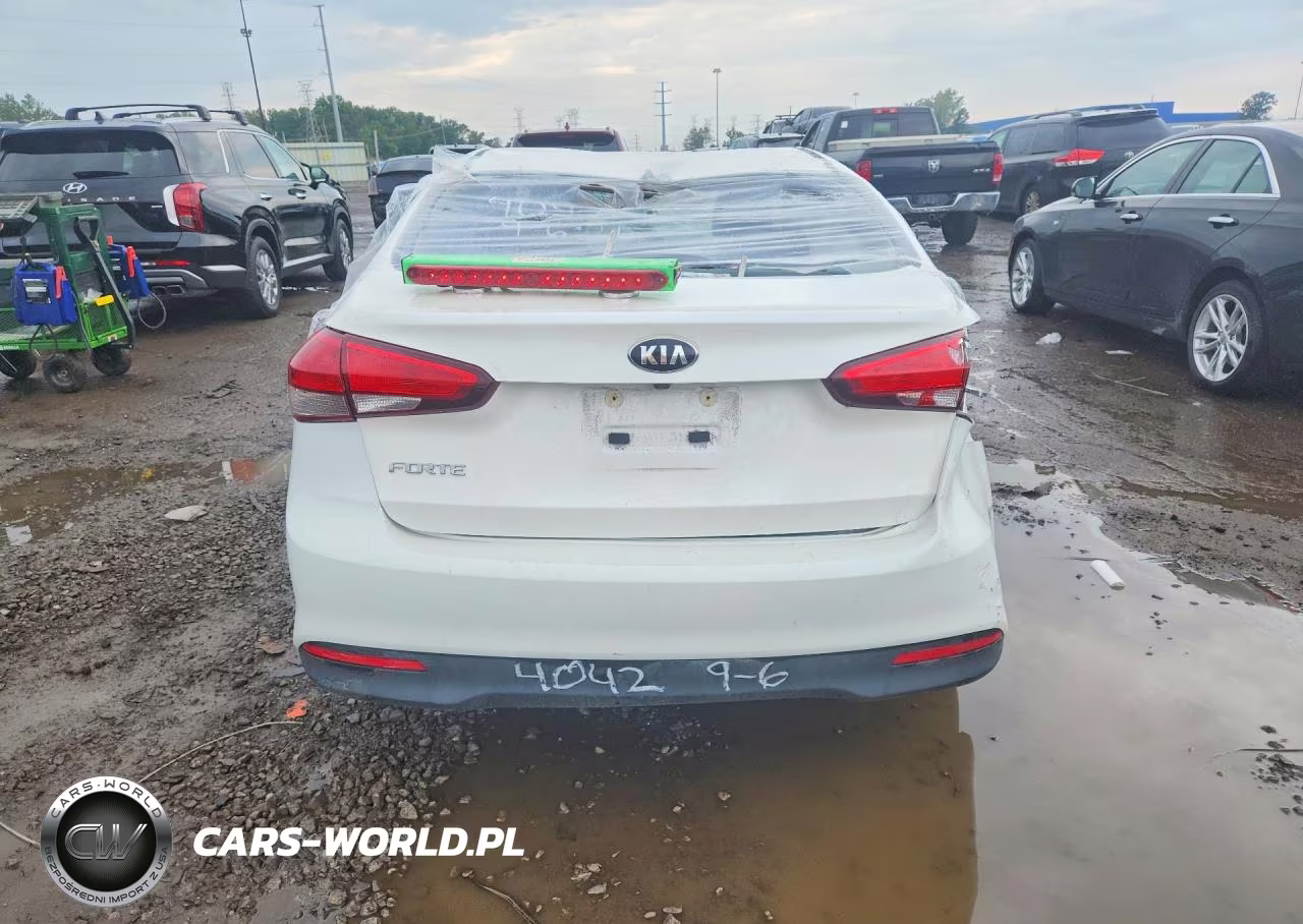 2018 Kia Forte Lx VIN:3KPFL4A75JE254042 - 6