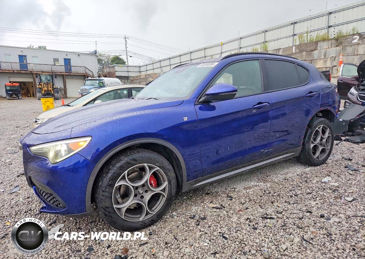 2022 Alfa Romeo Stelvio Ti – zdjęcie 1 z 14
