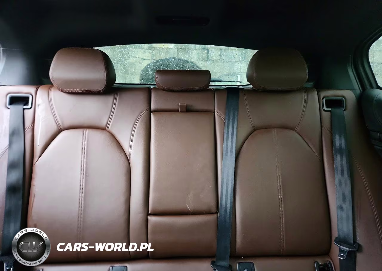 2022 Alfa Romeo Stelvio Ti VIN:ZASPAKBN5N7D39987 - 10