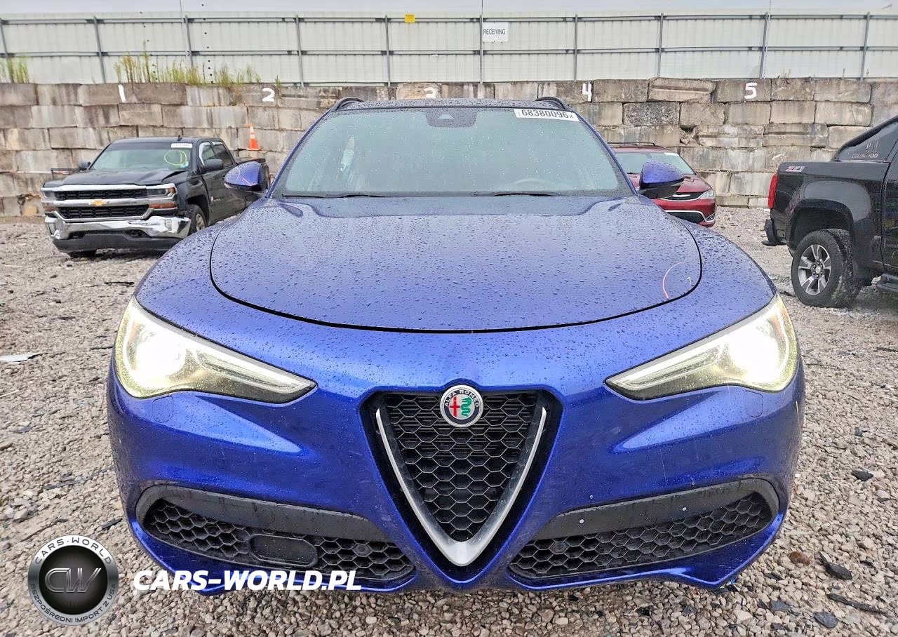 2022 Alfa Romeo Stelvio Ti VIN:ZASPAKBN5N7D39987 - 5