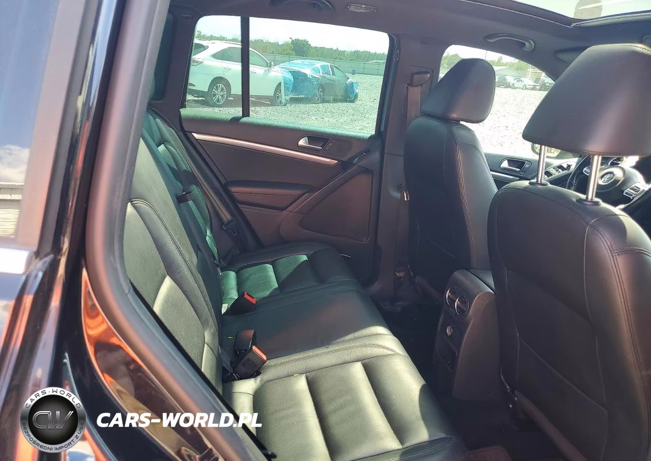 2014 Volkswagen Tiguan S VIN:WVGBV3AX3EW068476 - 10