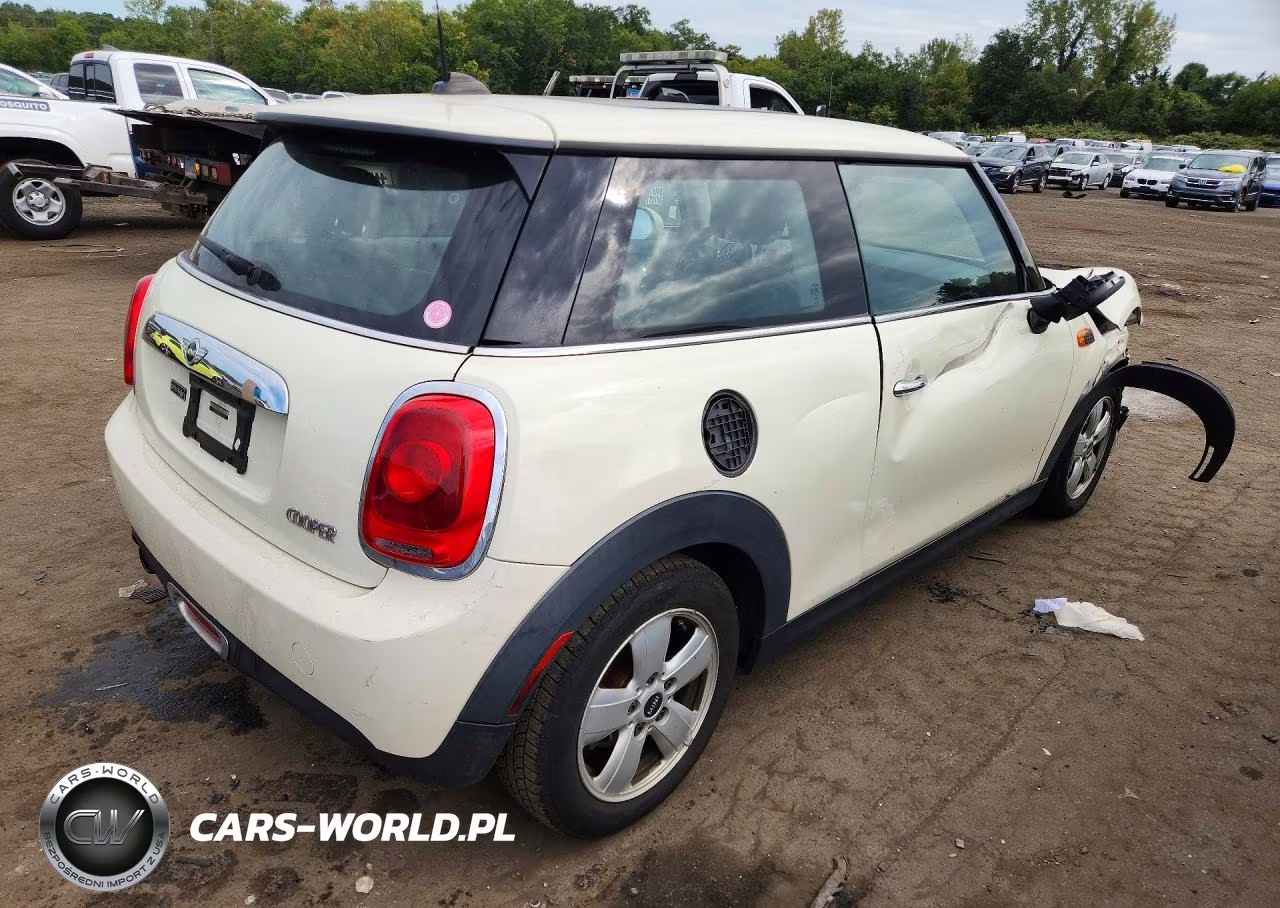 2014 Mini Cooper VIN:WMWXM5C53ET935541 - 3
