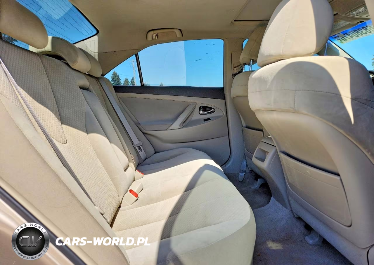 2007 Toyota Camry Le VIN:4T1BE46K97U125717 - 10