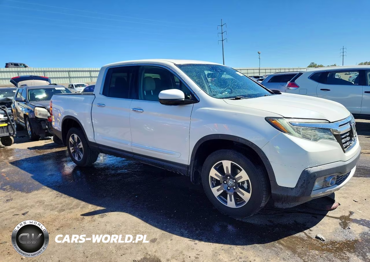 2017 Honda Ridgeline Rtl VIN:5FPYK3F71HB023651 - 4