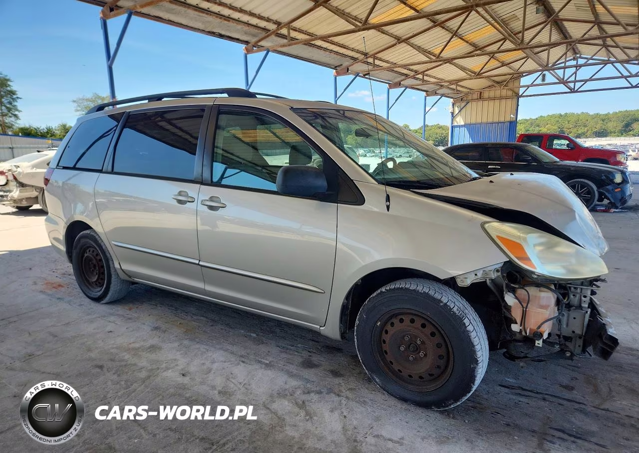 2005 Toyota Sienna Le 7 Passenger VIN:5TDZA23C45S317192 - 4