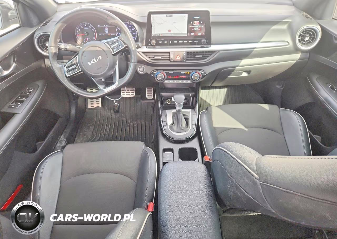 2023 Kia Forte Gt Line VIN:3KPF54AD0PE645270 - 8