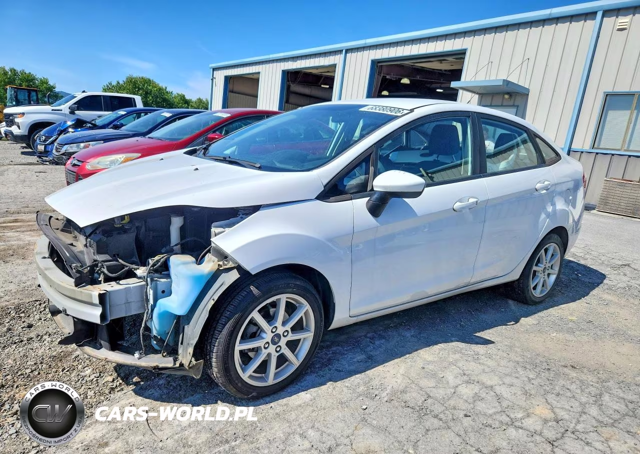 2019 Ford Fiesta Se VIN:3FADP4BJ1KM149467 - 1