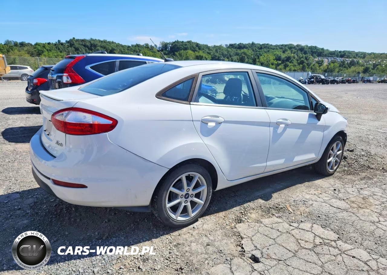 2019 Ford Fiesta Se VIN:3FADP4BJ1KM149467 - 3