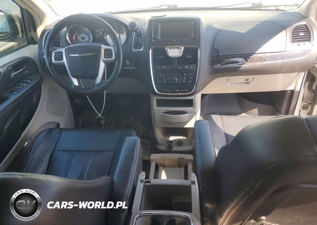 2015 Chrysler Town & Country Touring L VIN:2C4RC1CG1FR656266 - 8