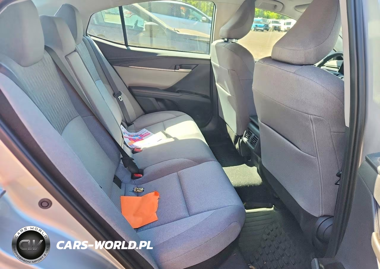 2025 Toyota Camry Le VIN:4T1DBADK3SU503333 - 10