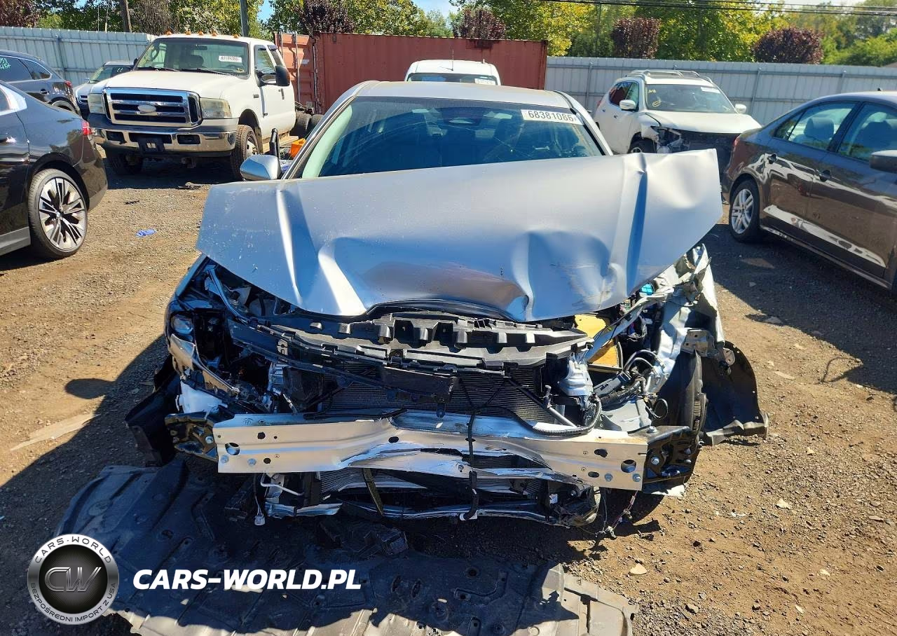 2025 Toyota Camry Le VIN:4T1DBADK3SU503333 - 5