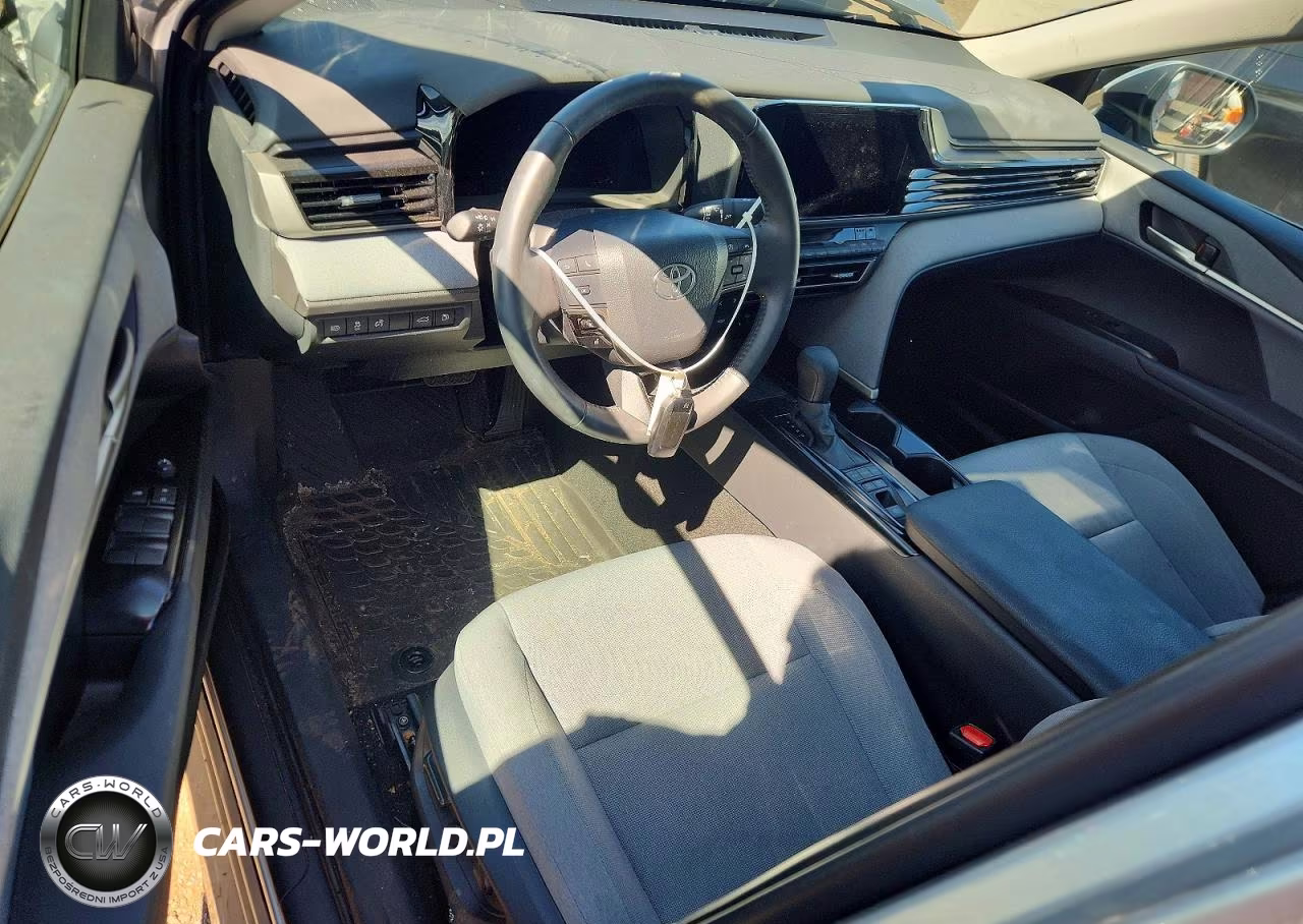 2025 Toyota Camry Le VIN:4T1DBADK3SU503333 - 8