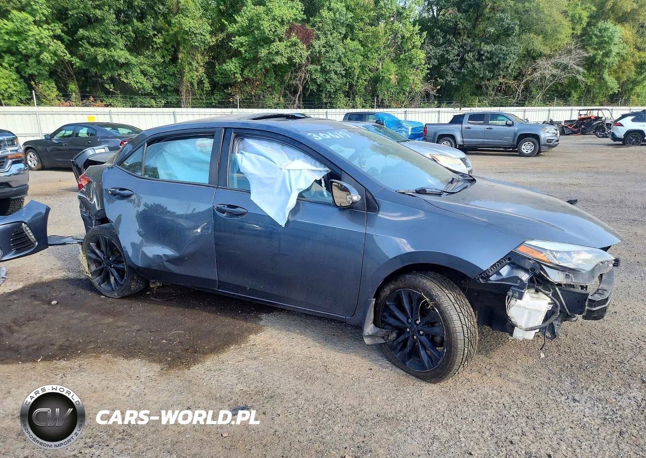 2018 Toyota Corolla Xse VIN:2T1BURHE4JC115631 - 4