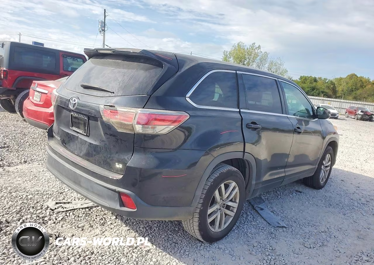 2014 Toyota Highlander Le VIN:5TDZARFH4ES005163 - 3
