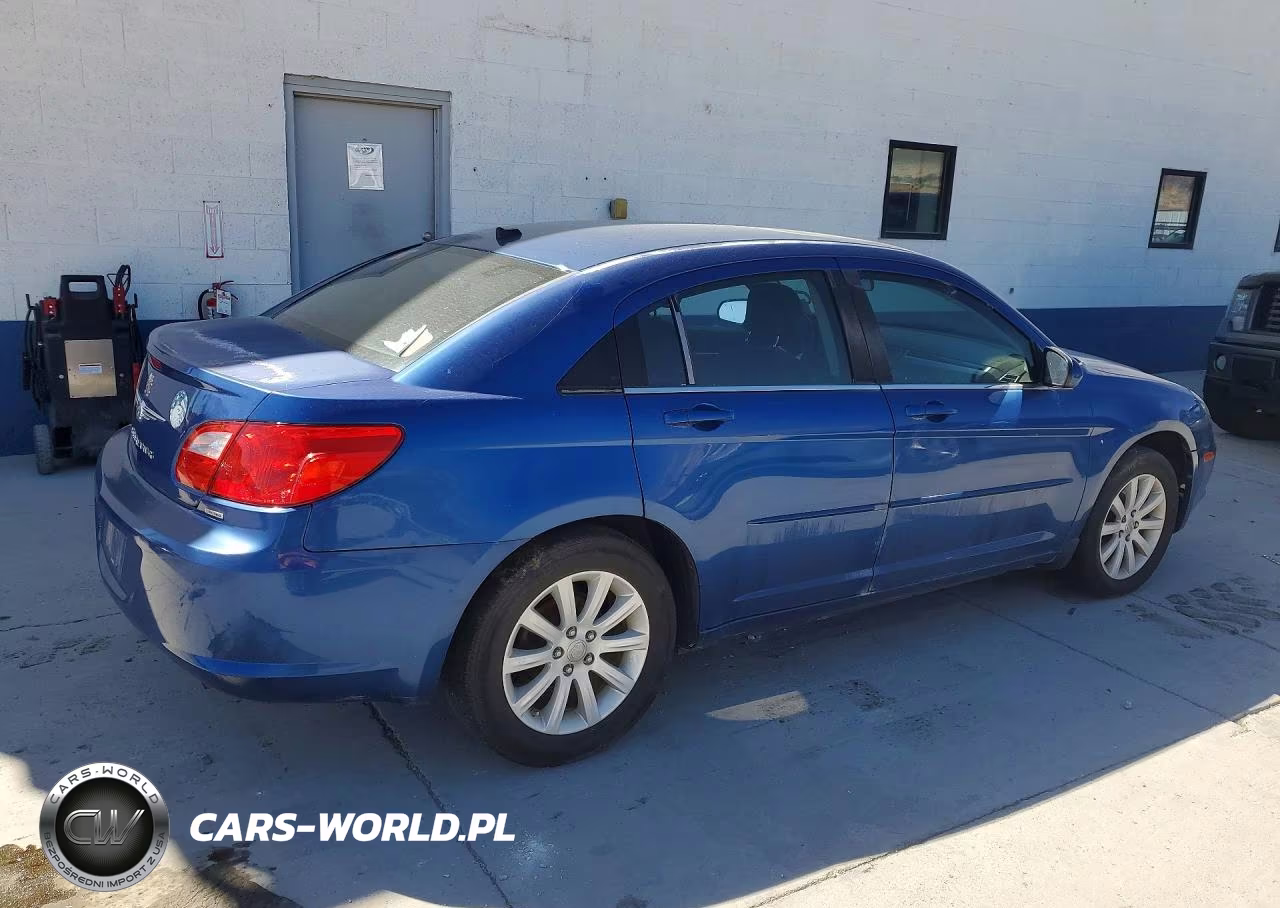 2010 Chrysler Sebring Limited VIN:1C3CC5FB6AN187747 - 3